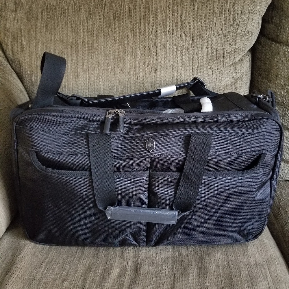victorinox werks traveler 5.0 duffel